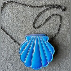 Capelli New York girls shell purse iridescent